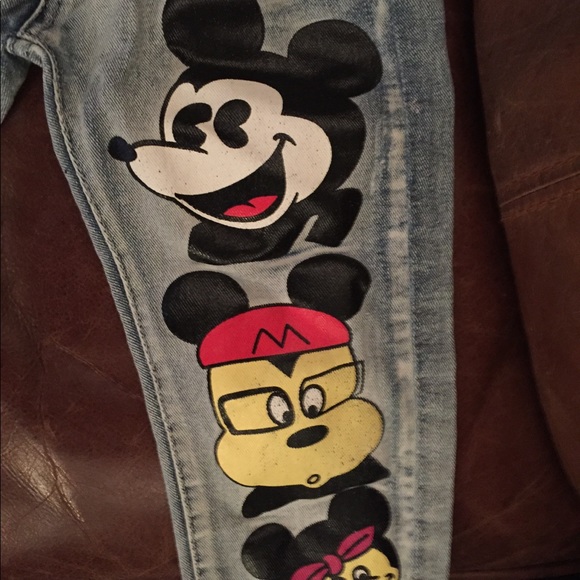 Designer Hand Painted Mickey Mouse jeans - Picture 5 of 6